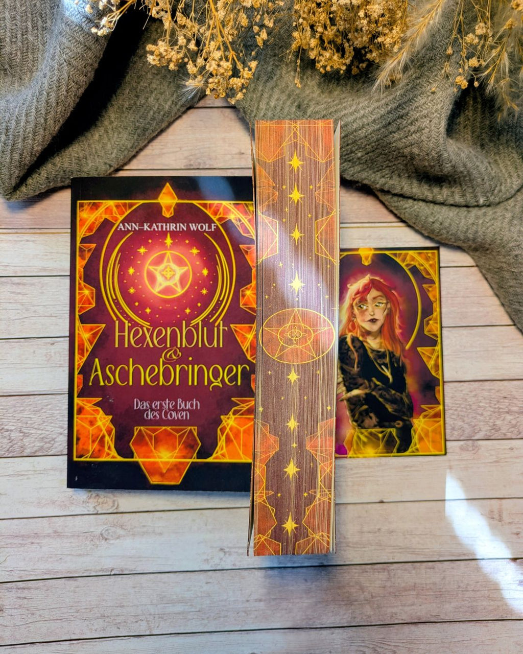Hexenblut & Aschebringer - Das erste Buch des Coven - FARBSCHNITT (Coven 01)