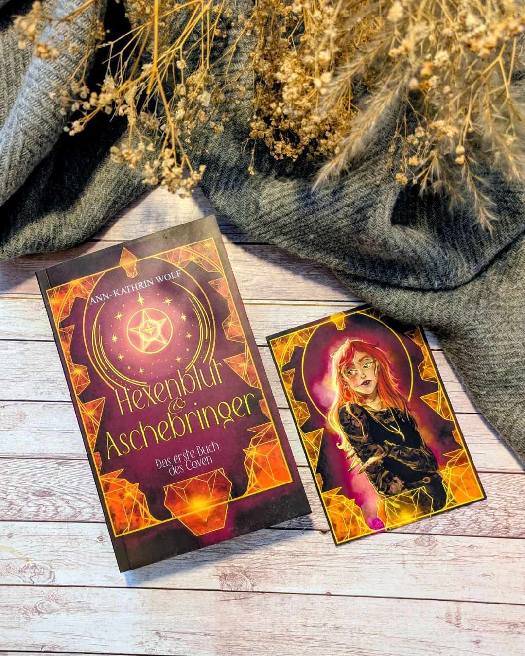 Hexenblut & Aschebringer - Das erste Buch des Coven - FARBSCHNITT (Coven 01)